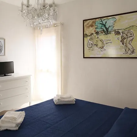 Casa Vacanze La Dimora Dell Artista * Olbia